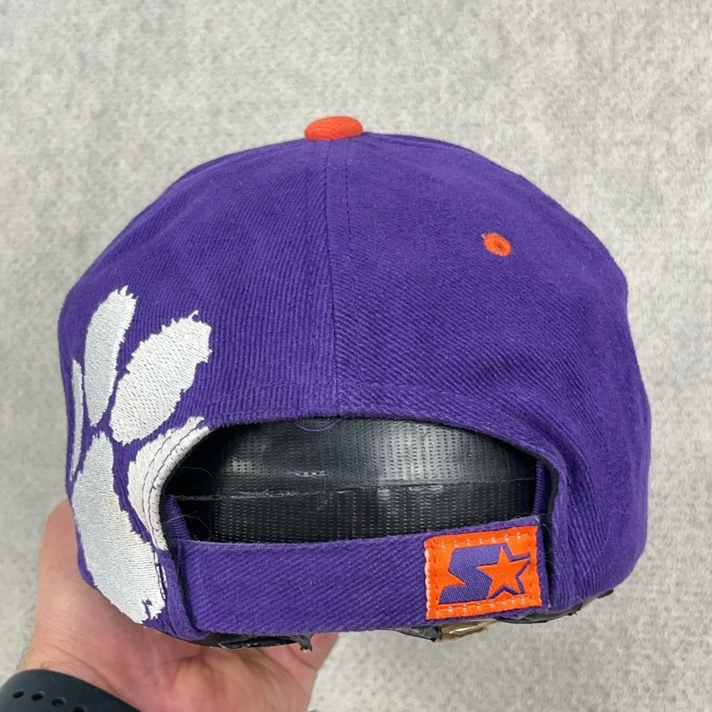 STARTER includes hat